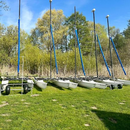 Kapitaens-Bungalow Am See Göhren-Lebbin Zewnętrze zdjęcie