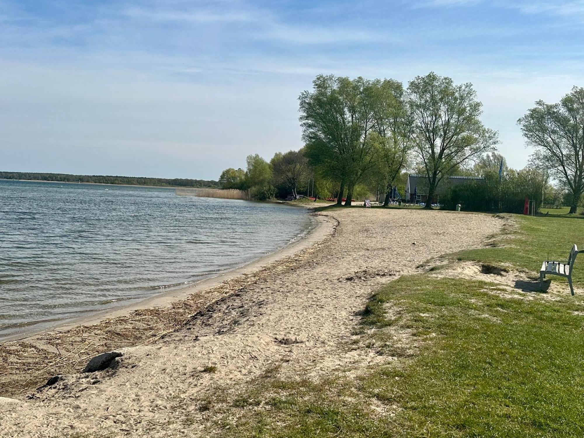 Kapitaens-Bungalow Am See Göhren-Lebbin Zewnętrze zdjęcie